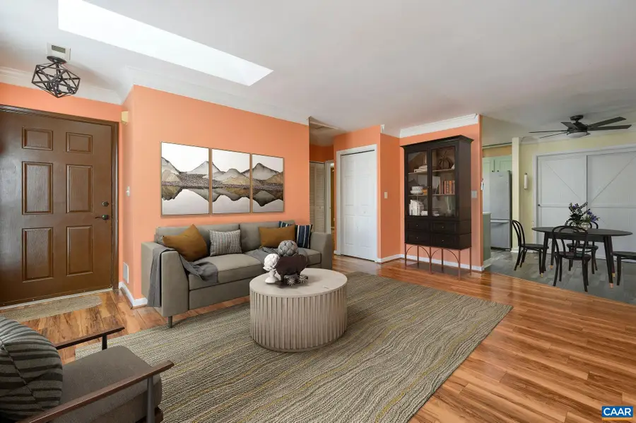 960 Devon Spring Ct, Charlottesville, VA 22903 - #2