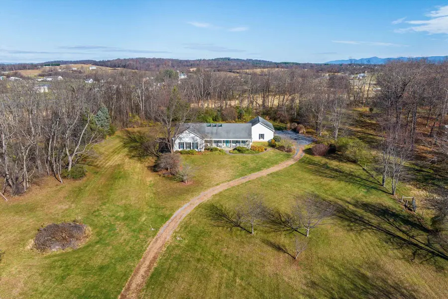 96 Shalom Rd, Waynesboro, VA 22980 - #2