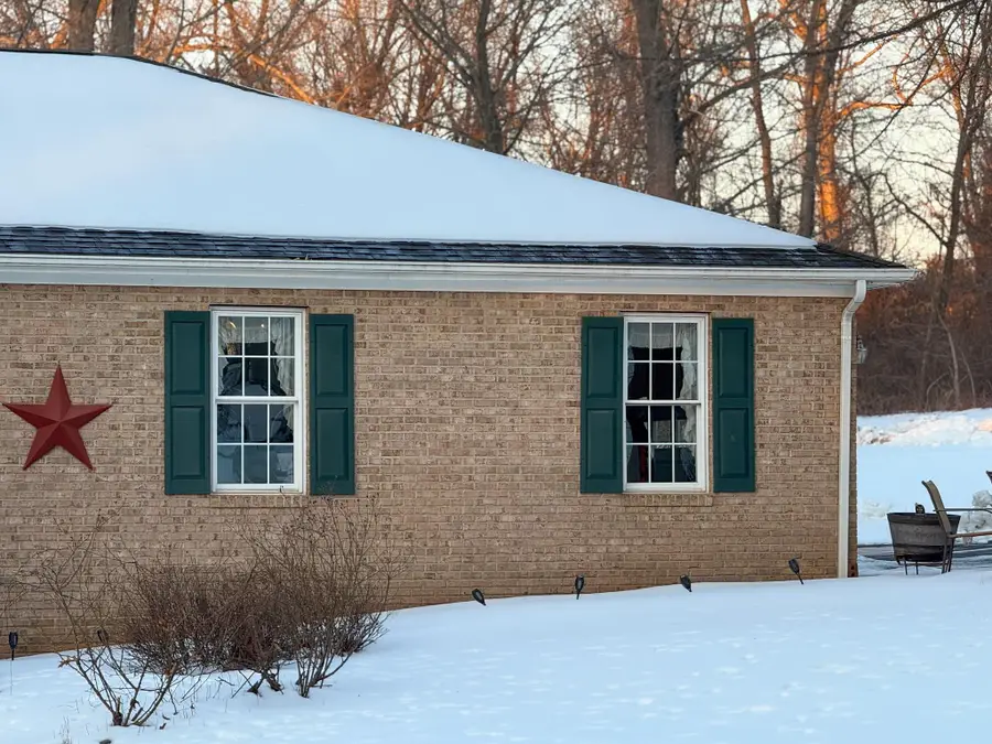 804 Oak Grove Church Rd, Waynesboro, VA 22980 - #3