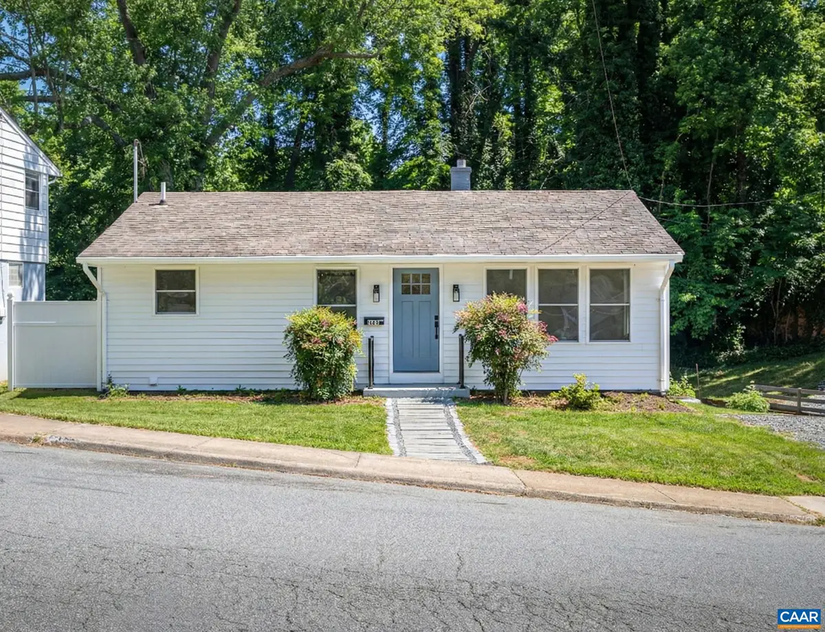 102 Baker St N, Charlottesville, VA 22901 - #1