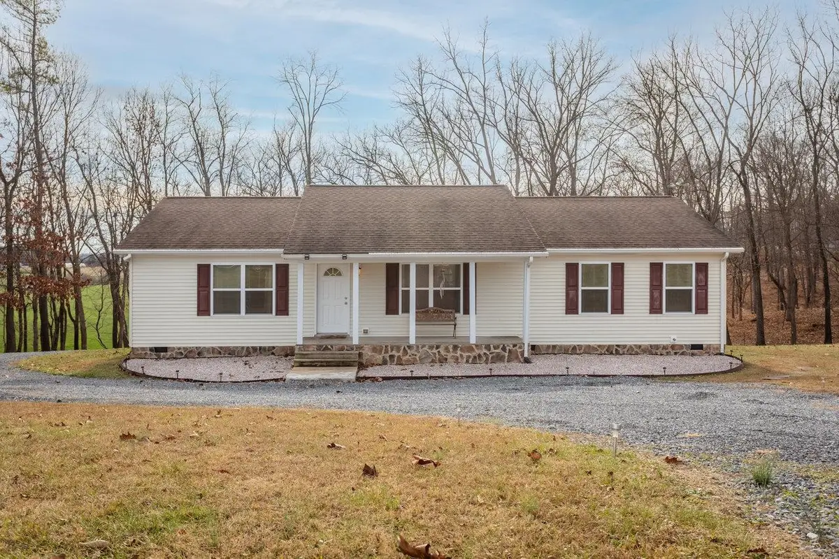 7583 Ford View Rd, Weyers Cave, VA 24486 - #1