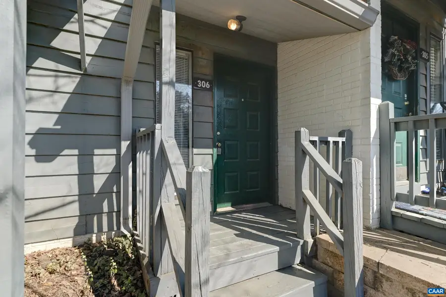 306 Harvest Dr, Charlottesville, VA 22903 - #2