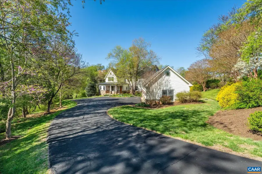 3135 Rocks Farm Ct, Charlottesville, VA 22903 - #3