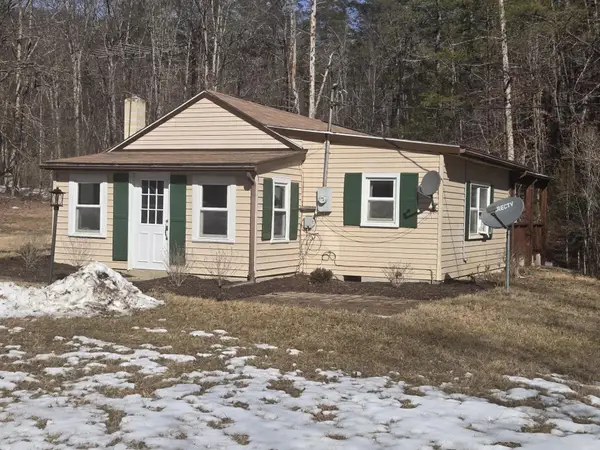 19692 Overly Hollow Rd, Bergton, VA 22811