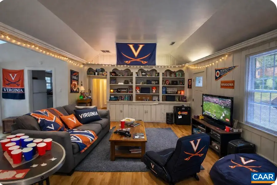 140 Valley Rd, Charlottesville, VA 22903 - #2