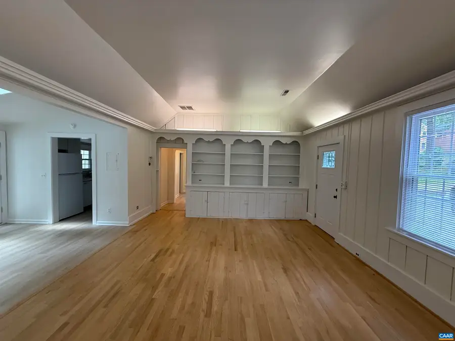 140 Valley Rd, Charlottesville, VA 22903 - #3