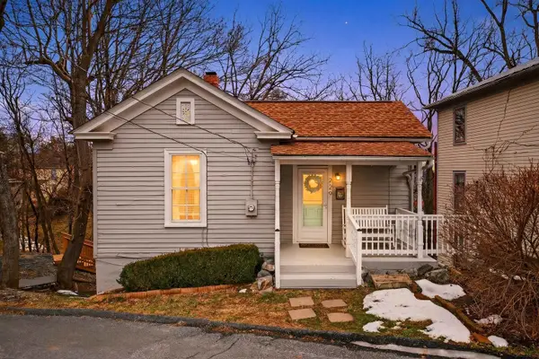 229 Jefferson St N, Staunton, VA 24401