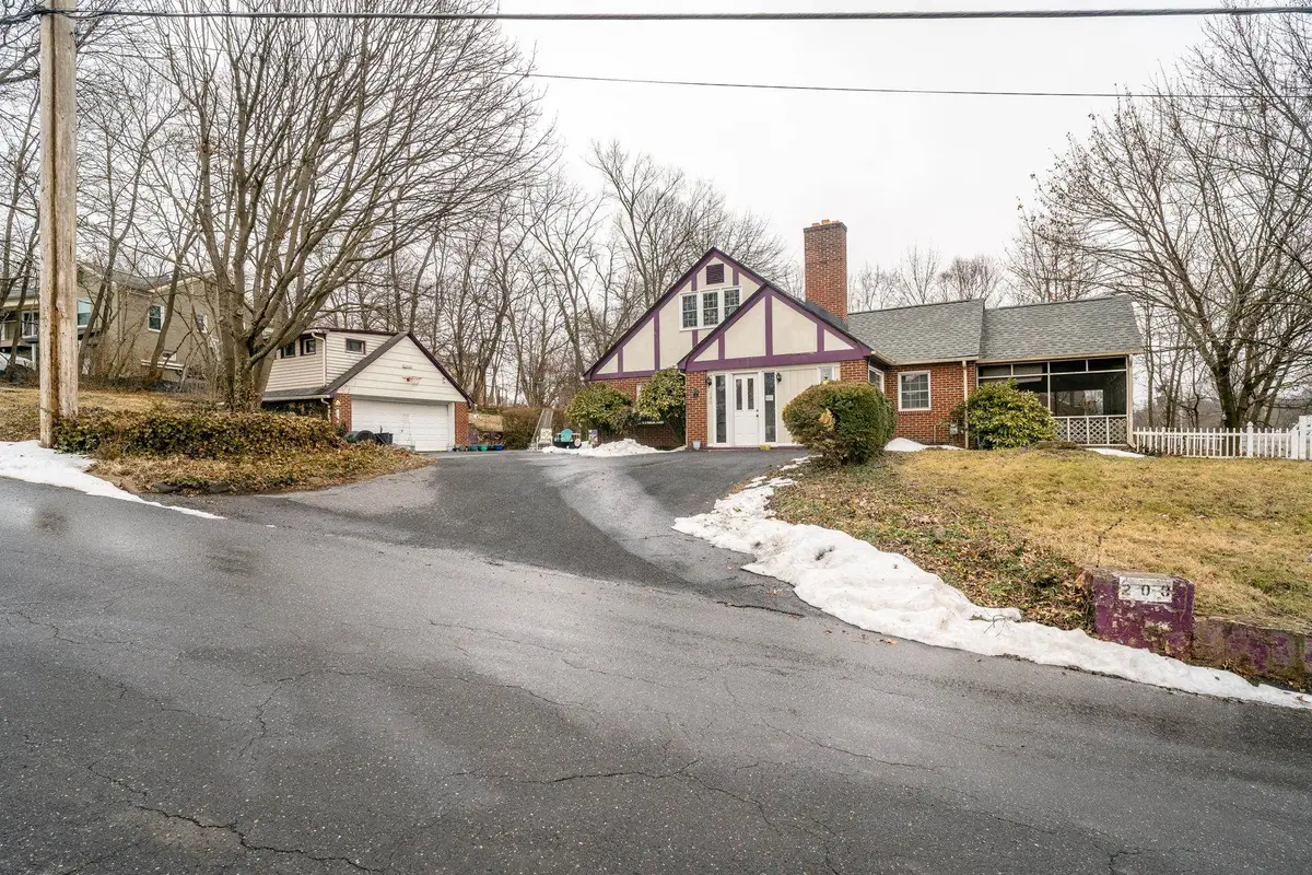 200 Monument Ave, Harrisonburg, VA 22801 - #1