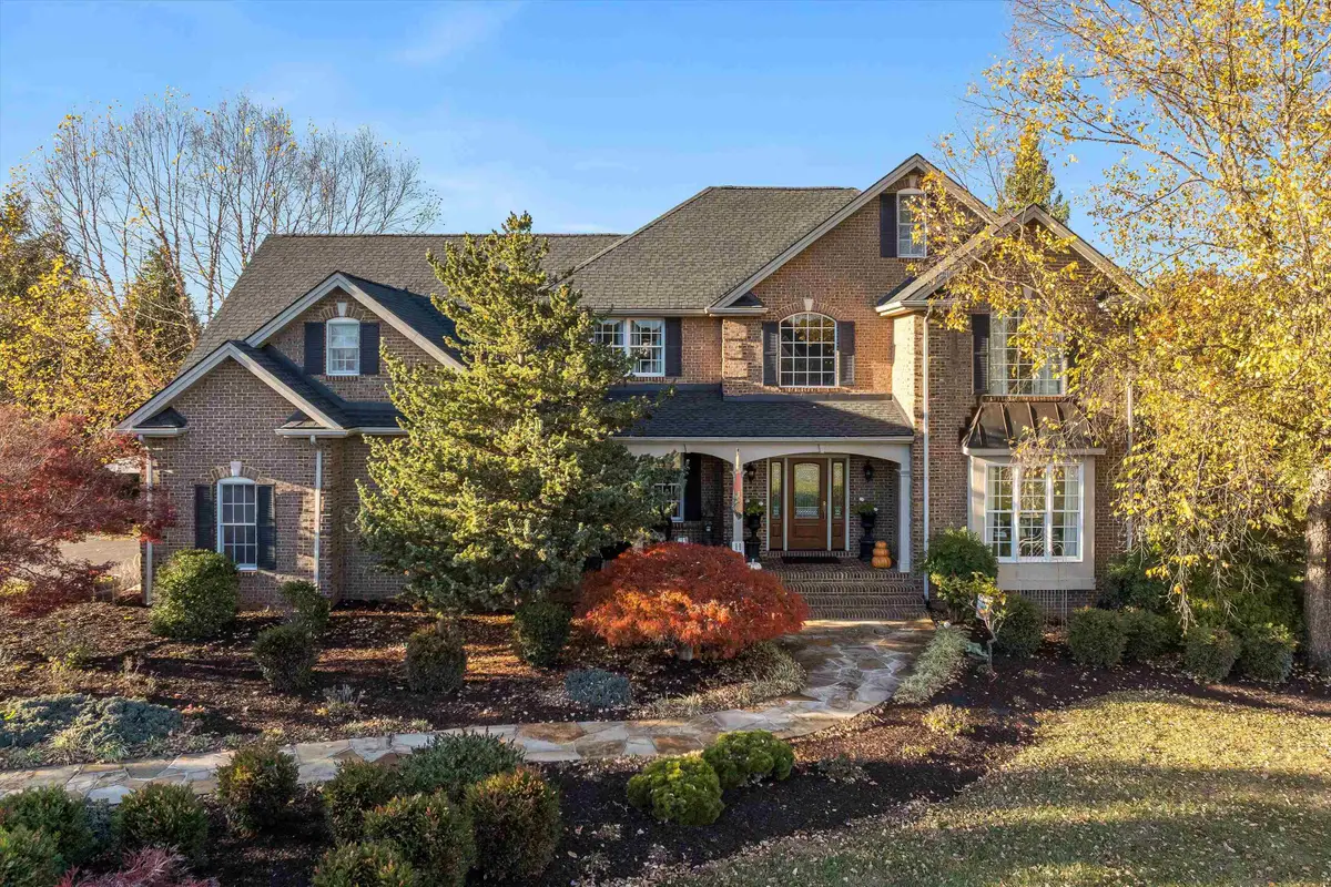 19 Fieldhaven Pl, Staunton, VA 24401 - #1