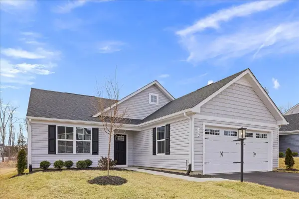 332 White Birch Rd, Waynesboro, VA 22980