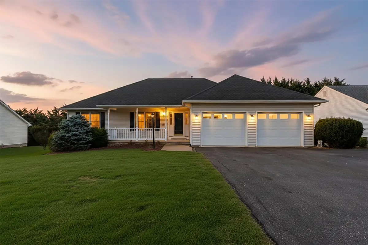 68 Lindburgh Dr, Waynesboro, VA 22980 - #1