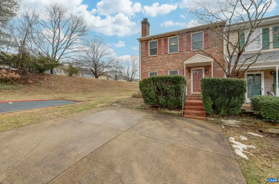 439 Wynridge Dr, Charlottesville, VA 22901 - #2