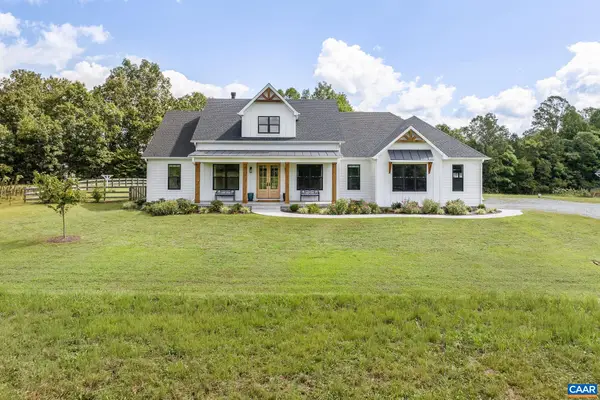 1570 James River Rd, Scottsville, VA 24590