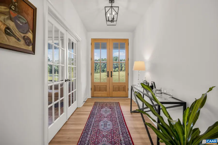 1570 James River Rd, Scottsville, VA 24590 - #3