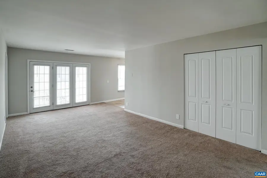 1252 Villa Ln, Charlottesville, VA 22903 - #3