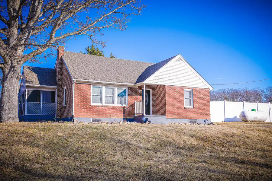 11 Two Wood Ln, Staunton, VA 24401 - #3