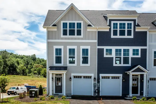 3496 Monterey Dr, Rockingham, VA 22801