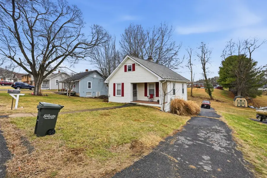 328 Mary Gray Ln, Staunton, VA 24401 - #3