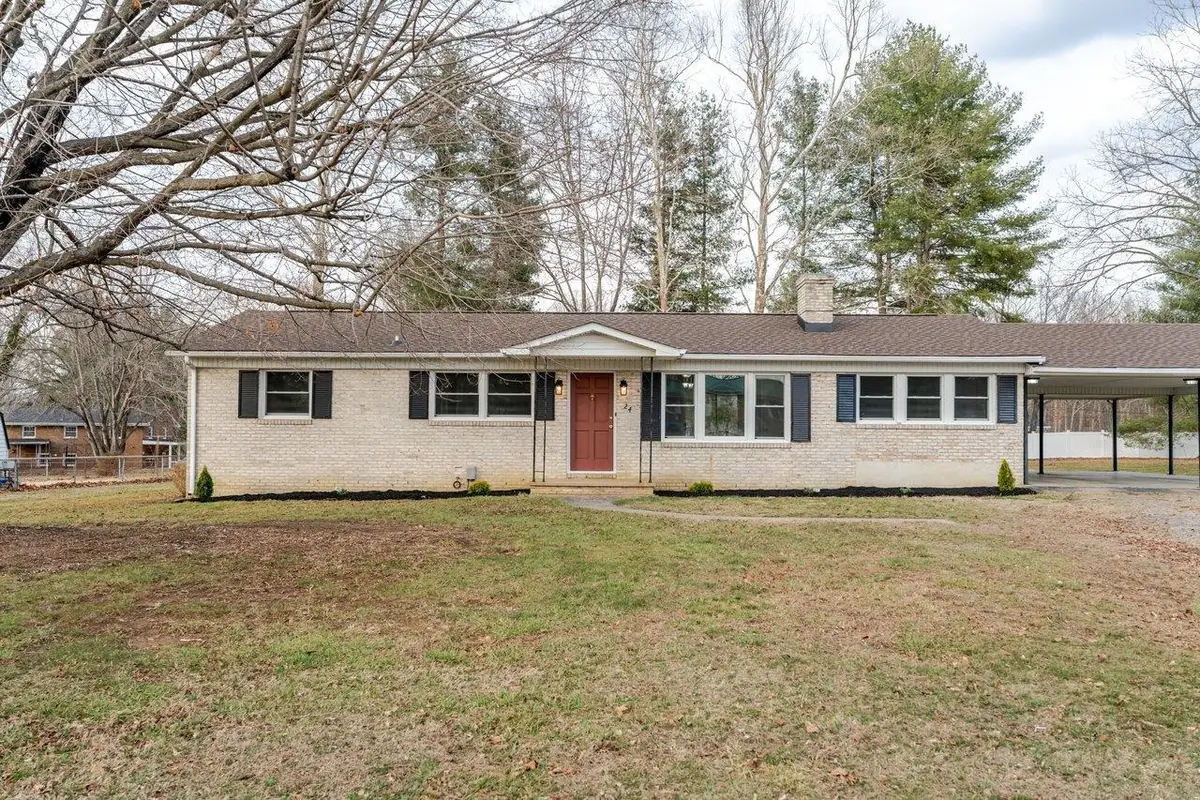 24 La Salle Dr, Grottoes, VA 24441 - #1