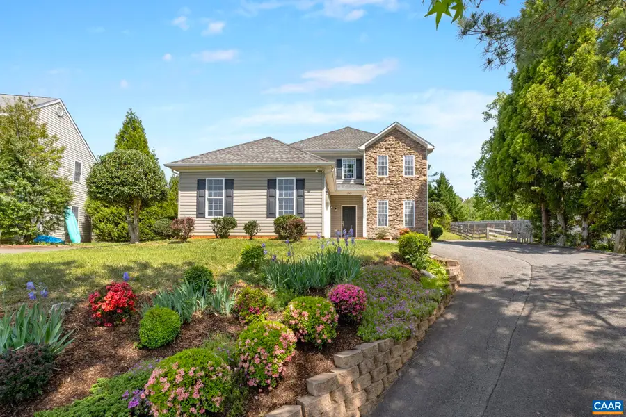 1365 Amber Ridge Rd, Charlottesville, VA 22901 - #2