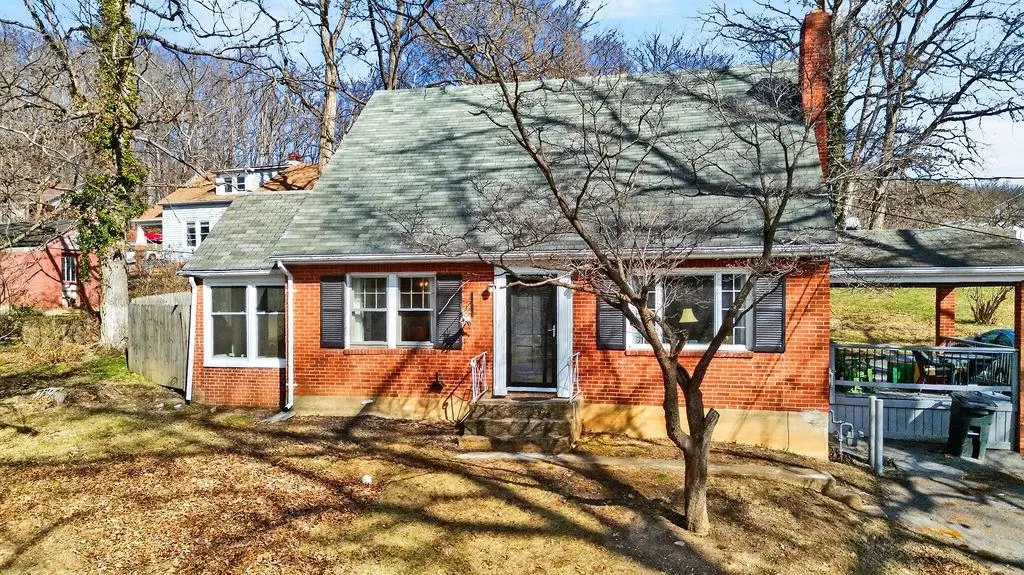 1521 Churchville Ave, Staunton, VA 24401 - #1