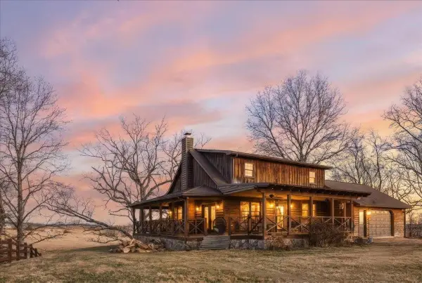 709 Mountain Rd N, Swoope, VA 24479