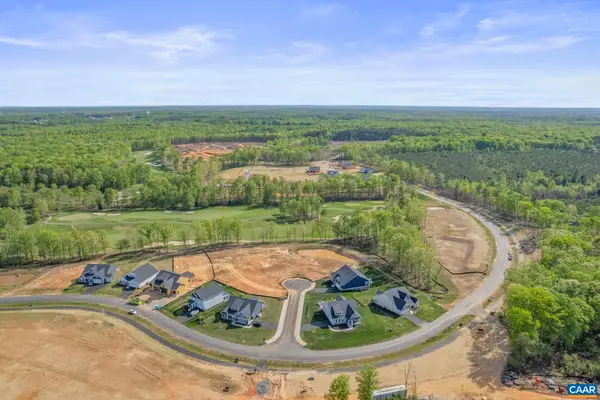 J-29 Camellia Ct, Zion Crossroads, VA 22942