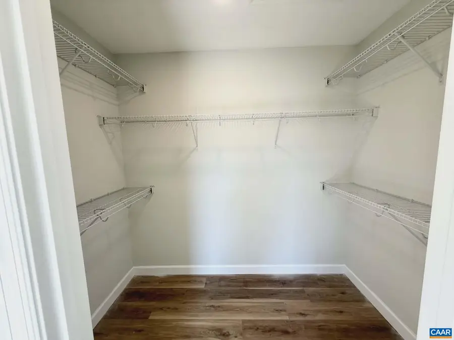 140 Dogwood Hts, Scottsville, VA 24590 - #3