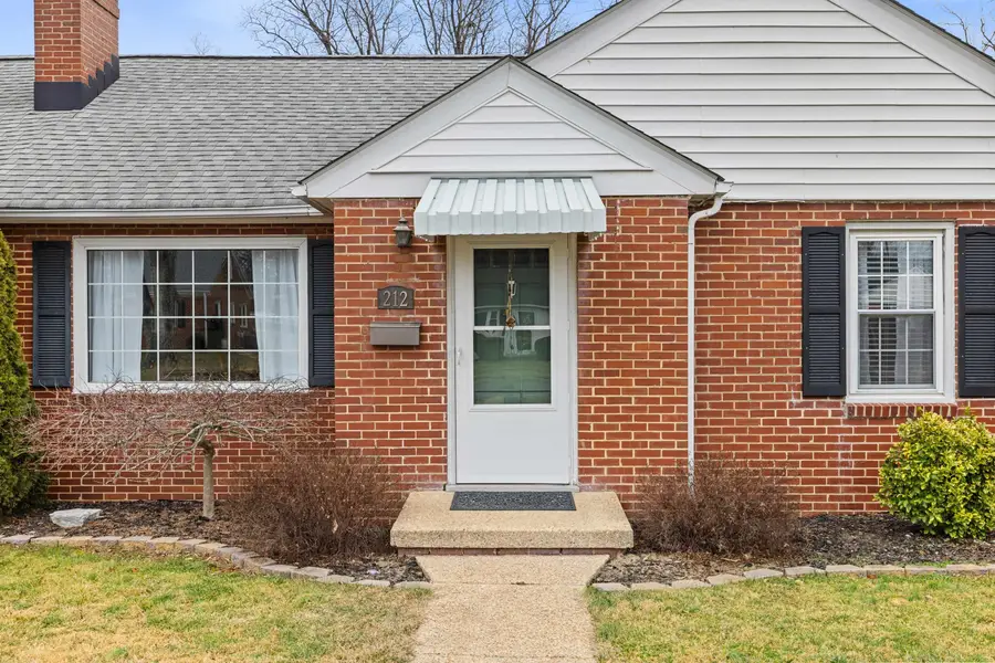 212 Alphin Ave, Waynesboro, VA 22980 - #3