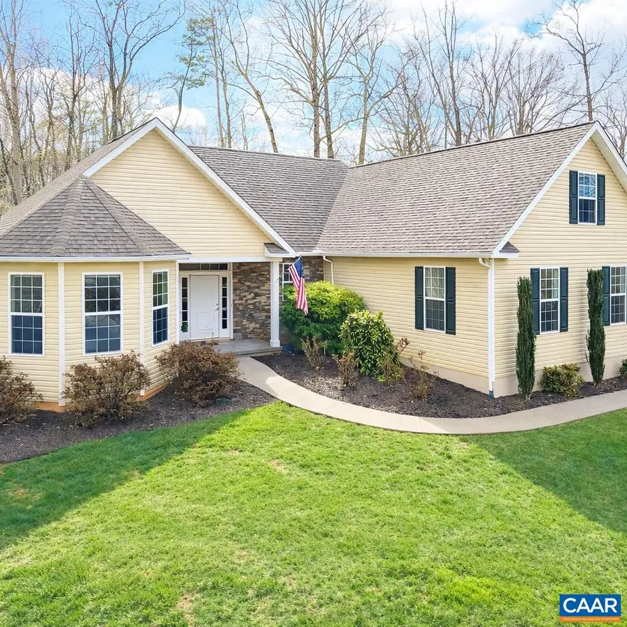 612 London Ct, Ruckersville, VA 22968 - #2