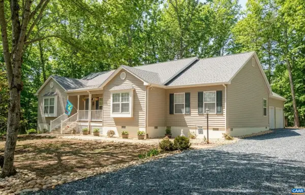 12 Barrett St, Lake Monticello, VA 22963
