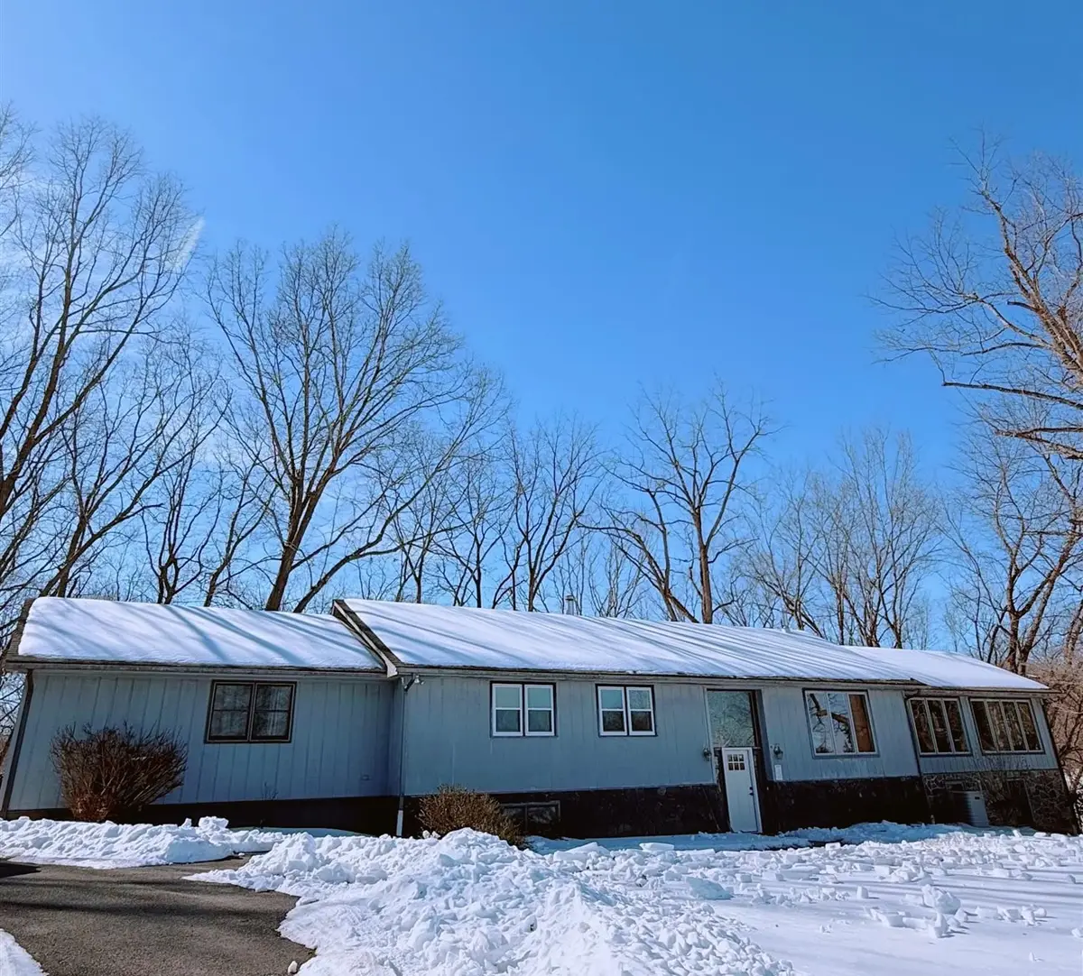 37 West Hill Farm Dr W, Staunton, VA 24401 - #1