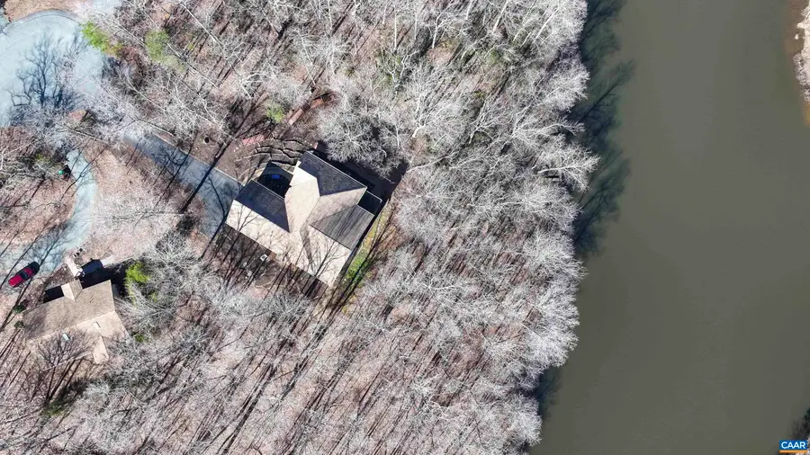 3 Nutwood Cir, Palmyra, VA 22963 - #2