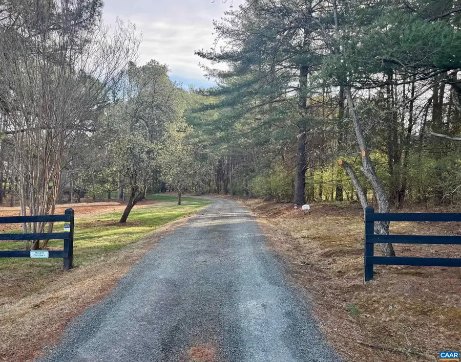 000 Garth Rd, Charlottesville, VA 22901 - #3