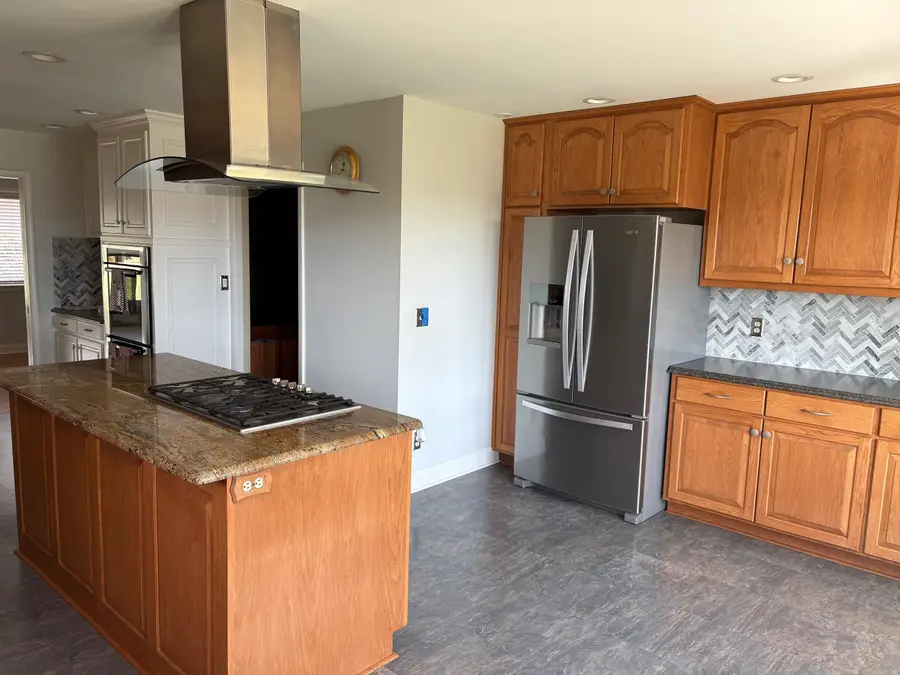 48 Confederate St, Verona, VA 24482 - #3