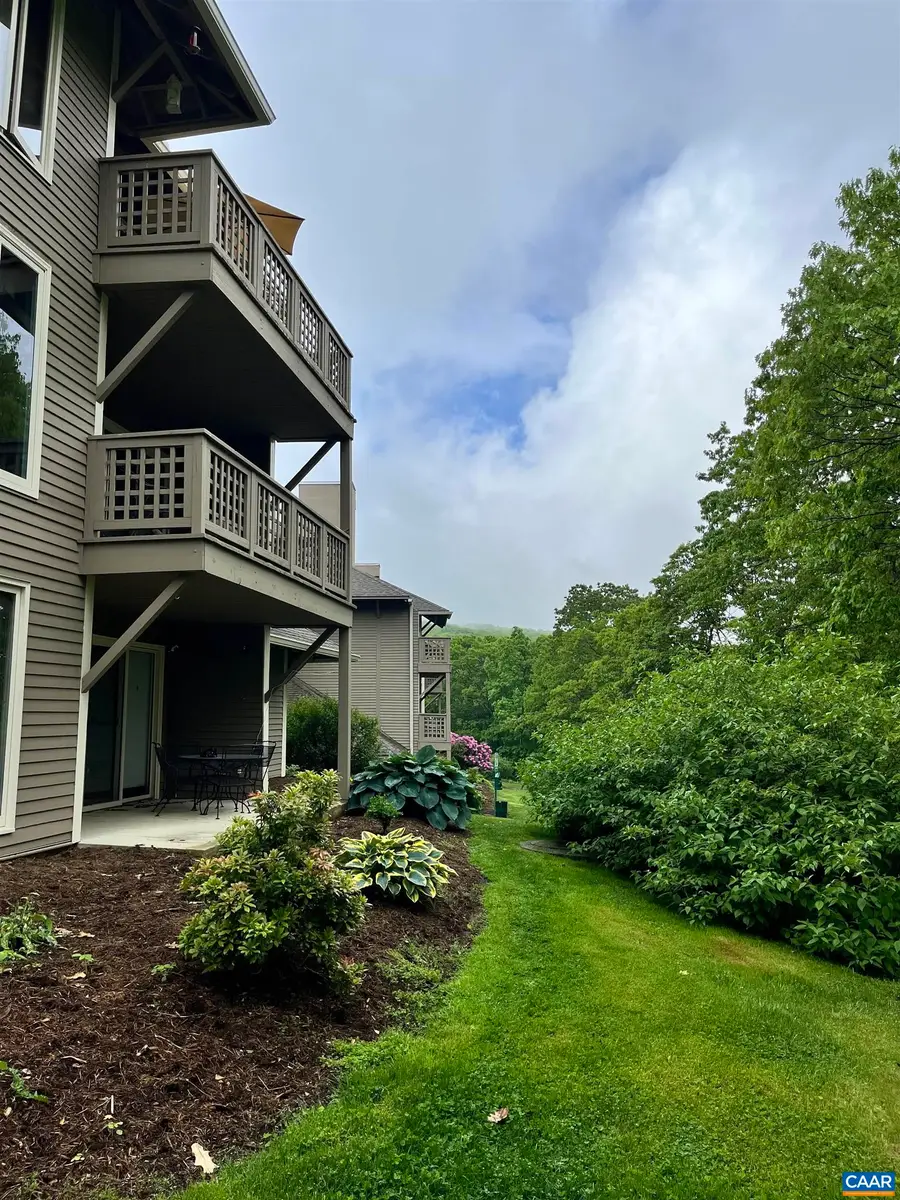 2052 Stone Ridge Condos, Wintergreen, VA 22967 - #2