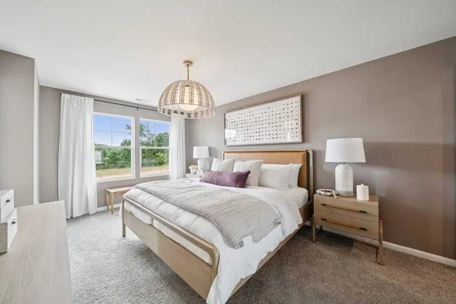 221 Camden Dr, Waynesboro, VA 22980 - #2