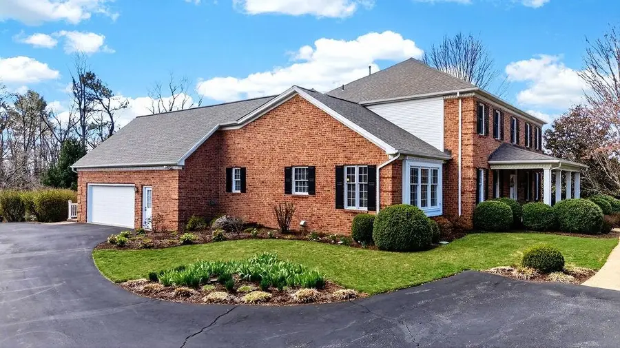 5 Trace Dr, Staunton, VA 24401 - #2