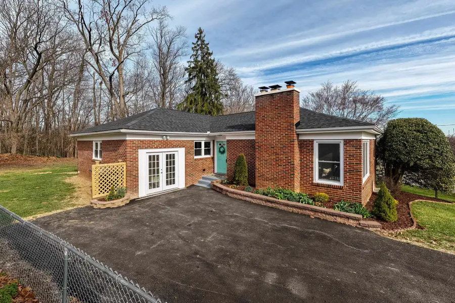 1045 Smithland Rd, Harrisonburg, VA 22802 - #2