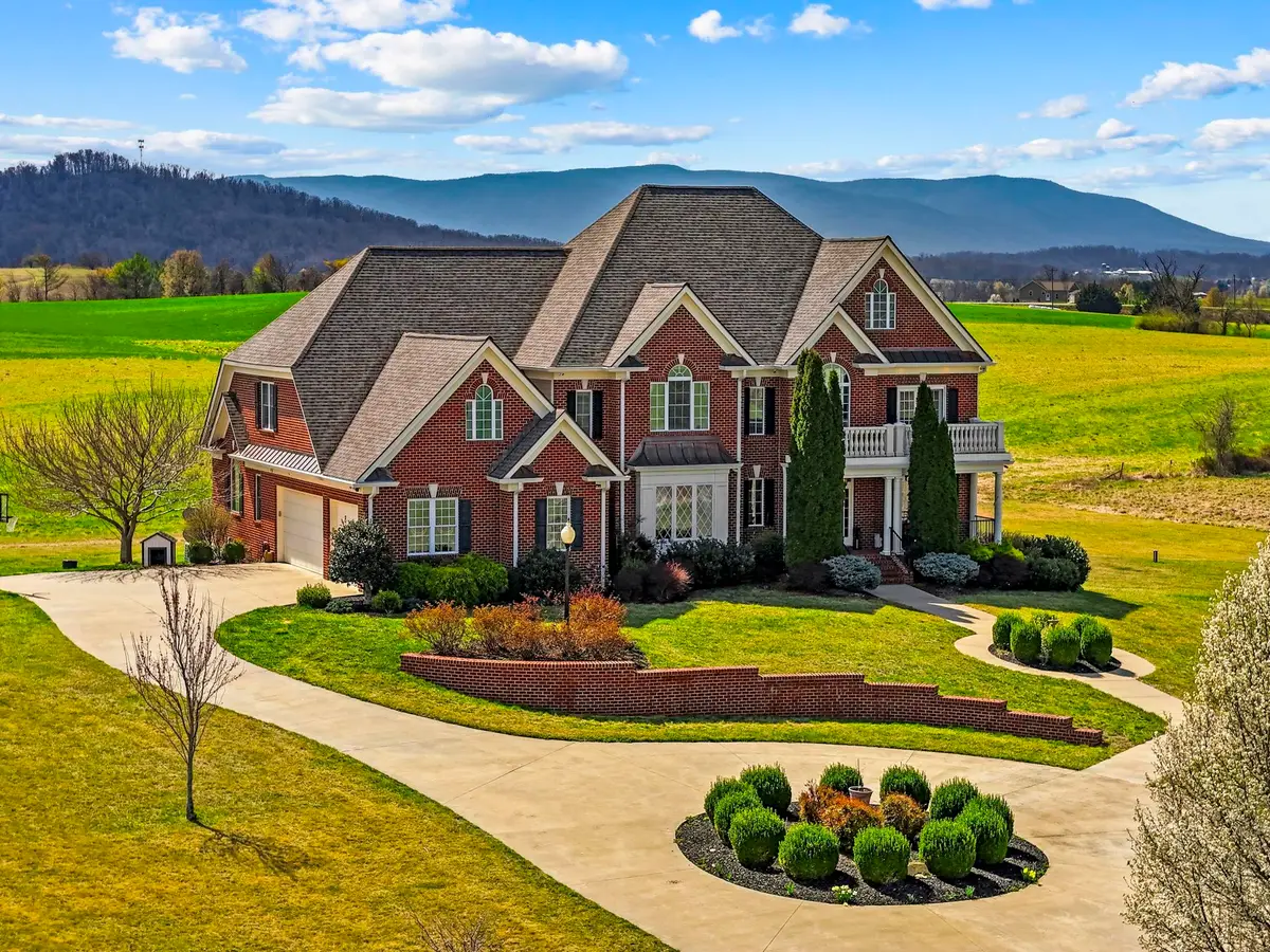 3483 Barterbrook Rd, Staunton, VA 24401 - #1