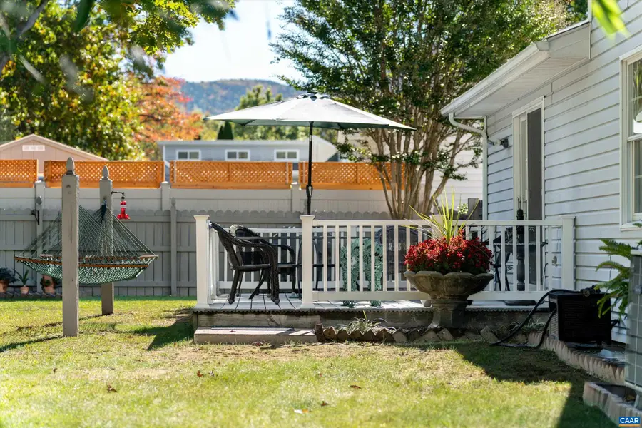 252 Flint Mountain Dr, Stuarts Draft, VA 24477 - #3