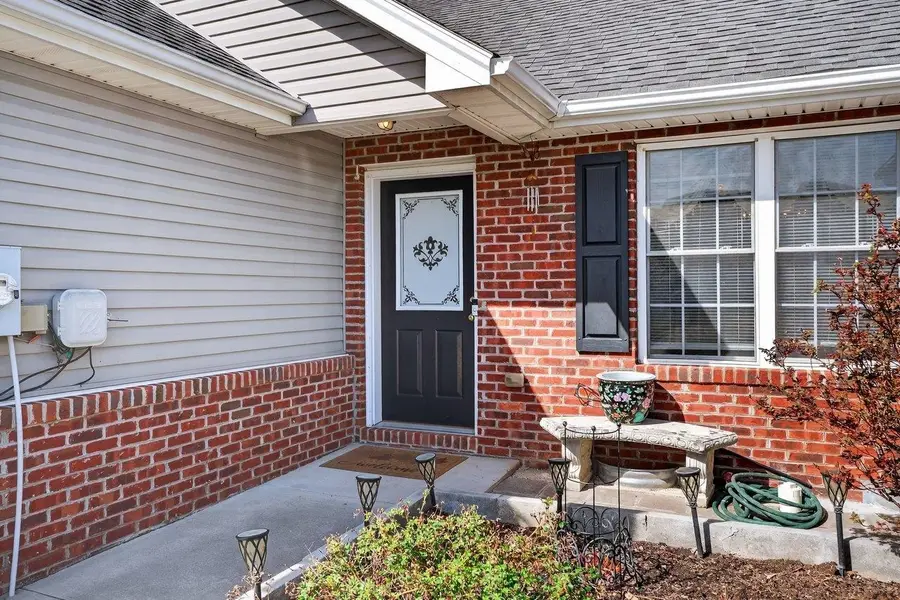 202 Tara Dawn Cir, Broadway, VA 22815 - #2