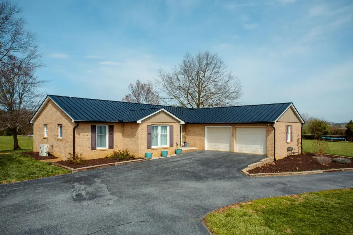 5260 Timber Ridge Rd E, Mount Crawford, VA 22841 - #1