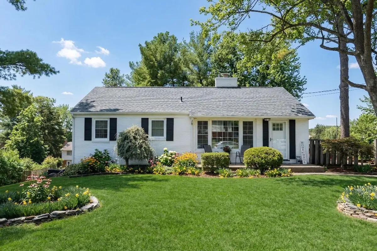 85 Sharon St, Harrisonburg, VA 22801 - #1