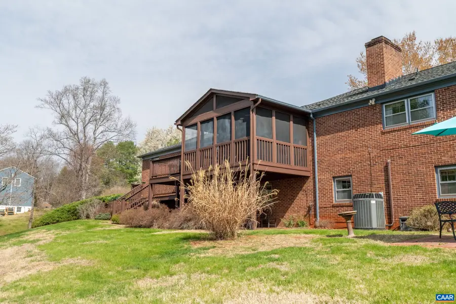 631 Montei Dr, Earlysville, VA 22936 - #3
