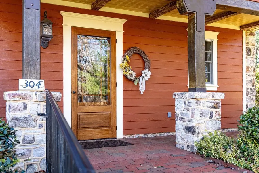 304 Big Valley Ln, Mount Solon, VA 22843 - #3