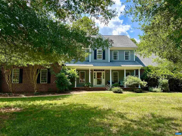5270 Tanager Woods Dr, Earlysville, VA 22936