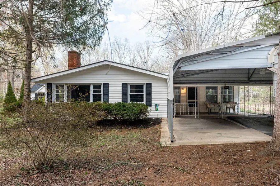 440 Lake Dr, Crimora, VA 24431 - #2