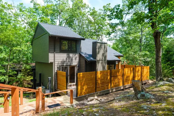 3770 Ericksen Cir, Mcgaheysville, VA 22840