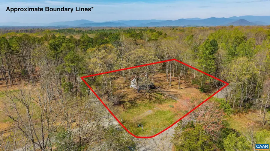 375 Fence Rd, Earlysville, VA 22936 - #2